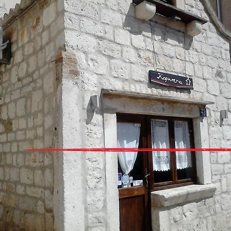 Gala Apartments Komiža Exterior foto